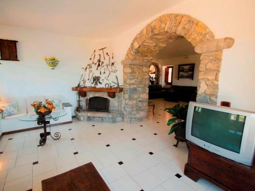 Termini-sant'agata Villa Sleeps 17 Pool Wifi