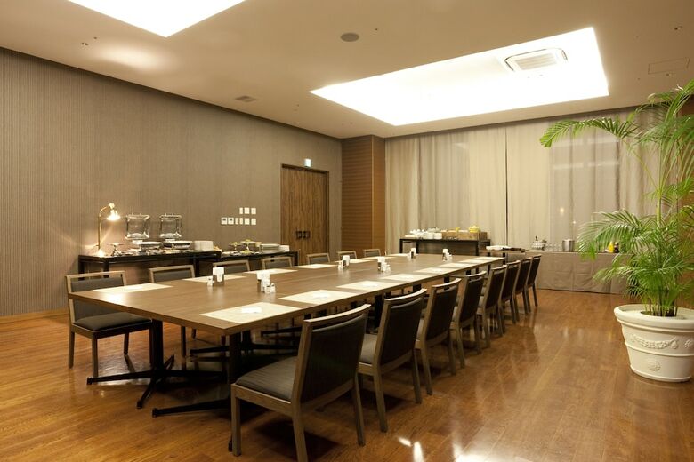 Moon Ocean Ginowan Hotel & Residence