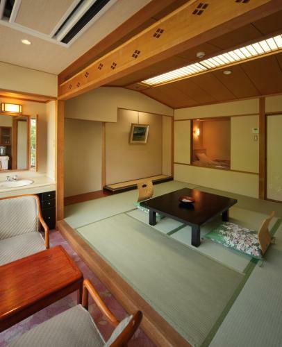 Iizaka Hotel Juraku