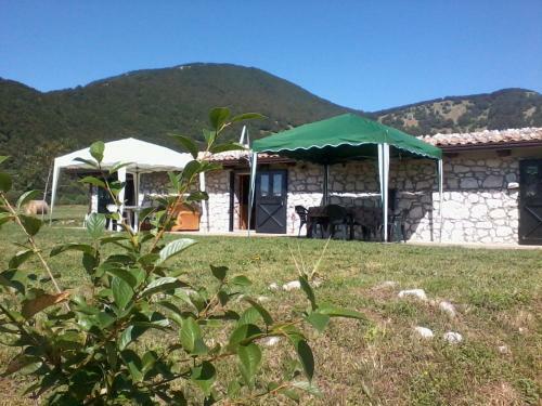 Hostal Chalet Vista Lago