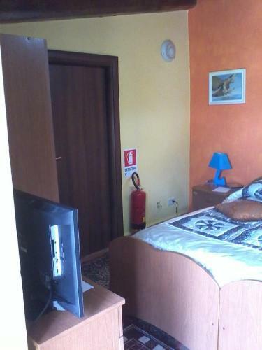 Hostal Chalet Vista Lago