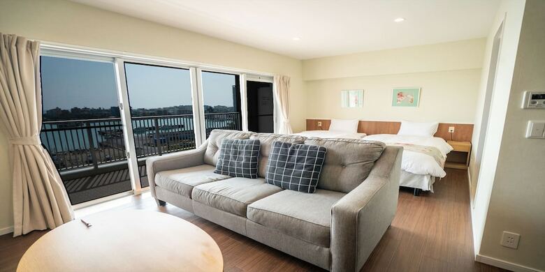 Hotel Seaside Condominium Rana Chatan
