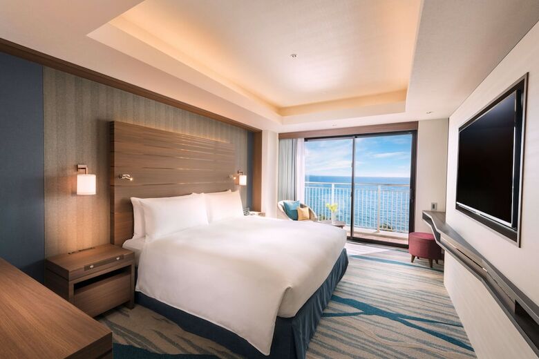 Hotel Doubletree By Hilton Okinawa Chatan Resort