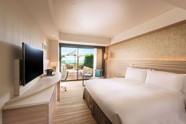 Hotel Doubletree By Hilton Okinawa Chatan Resort