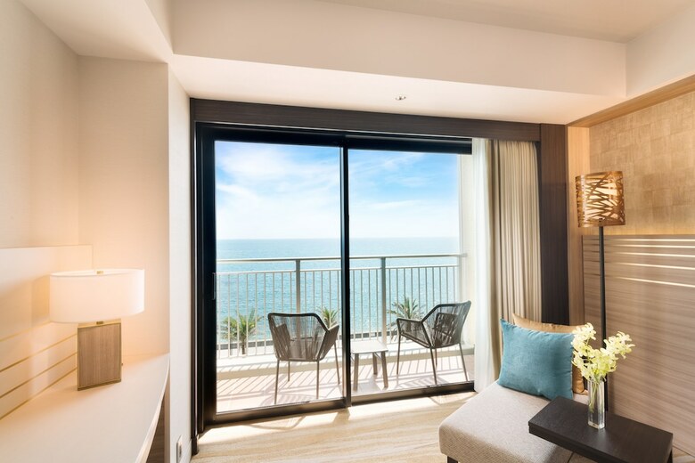Hotel Doubletree By Hilton Okinawa Chatan Resort