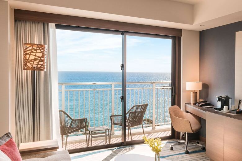 Hotel Doubletree By Hilton Okinawa Chatan Resort