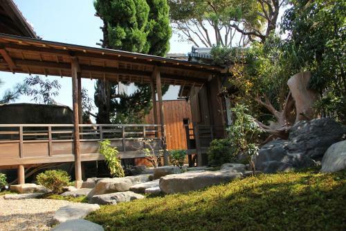 Hanare-ninoumi