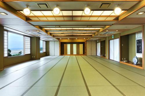 Tsukihama-no-yu