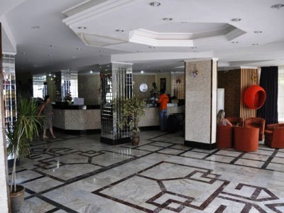 Klas Dom Hotel