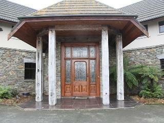 Dock Bay Lodge