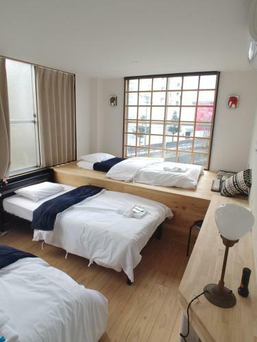 Bed & Breakfast Nagoya Hostel The Three Smiles