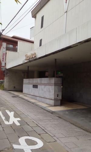Hotel Ikoma (love Hotel)