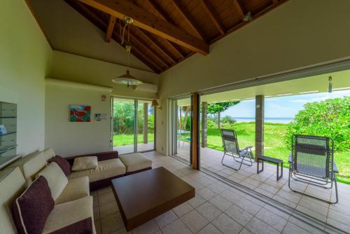 Hostal Keiki Beachhouse & Cafe