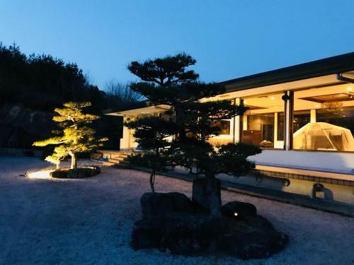 Nara Japanese Garden Villa