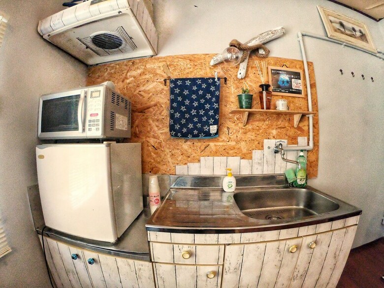 Hostal N0's Arrow