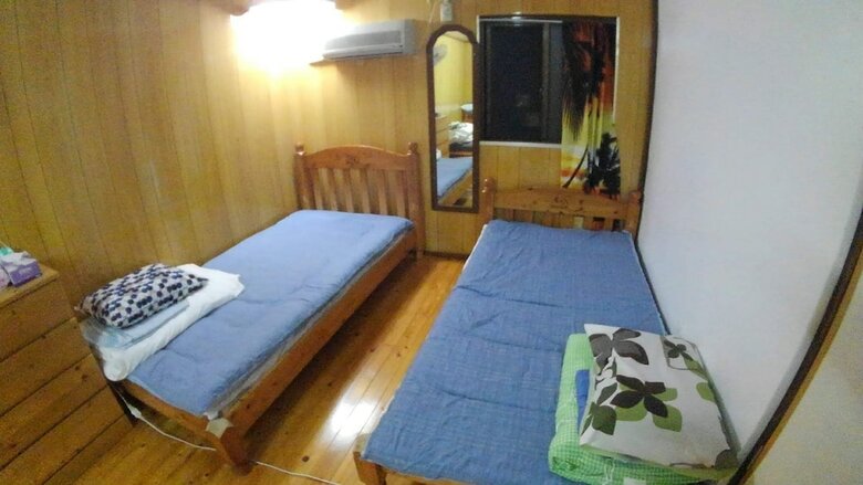 Hostal Tropical Surf House Okinawa