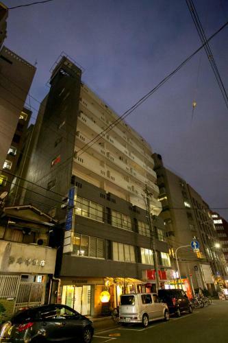Shin-osaka High Floor Apartment
