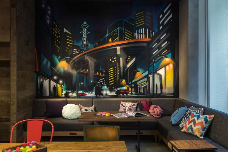 Hotel Moxy Osaka Honmachi By Marriott
