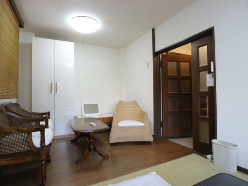Apartamentos Base Osaka