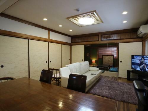 Apartamentos Base Osaka