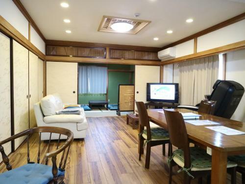 Apartamentos Base Osaka