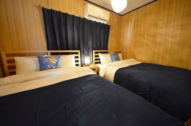 Private Room Rosso