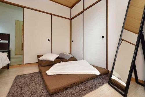 Apartment In Shimanouchi 604