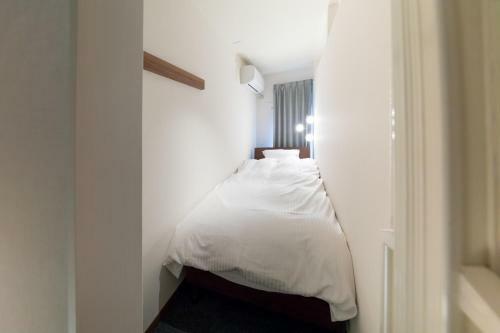 Hostal Rota Hostel