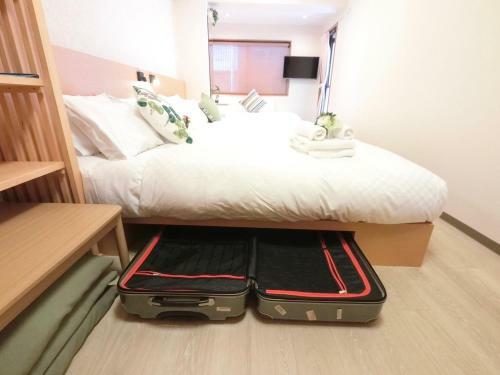 Amore Matsuyamachi Apartment
