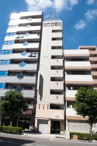 Amore Matsuyamachi Apartment
