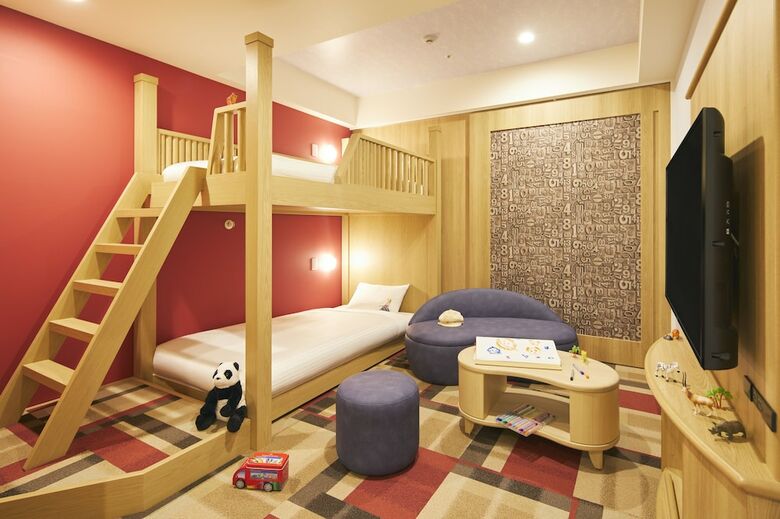 Art Hotel Osaka Bay Tower