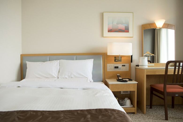 Art Hotel Osaka Bay Tower