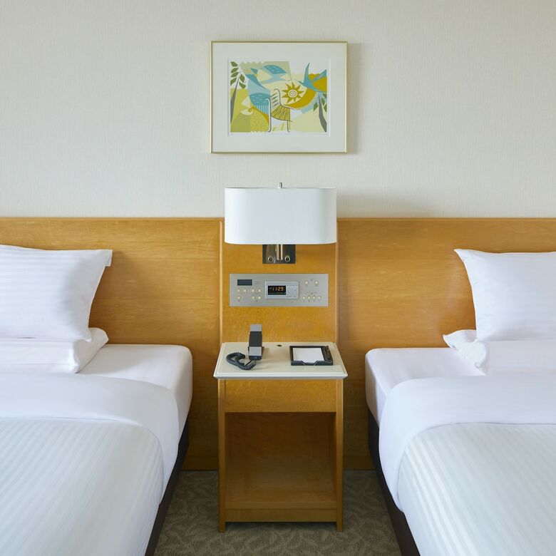 Art Hotel Osaka Bay Tower