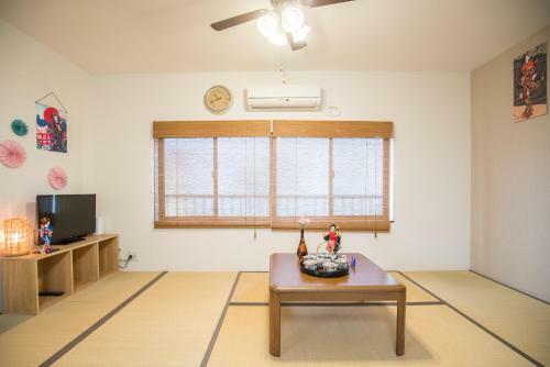 Namba Akiko Villa Hostel