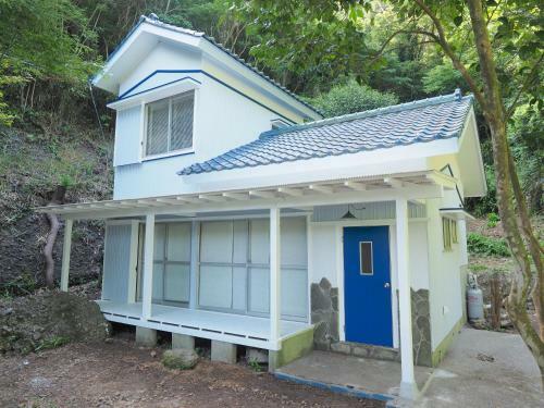 Oku Cottage