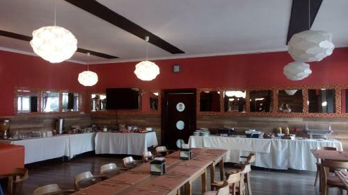Hostal Garni Hotel Anne-mary