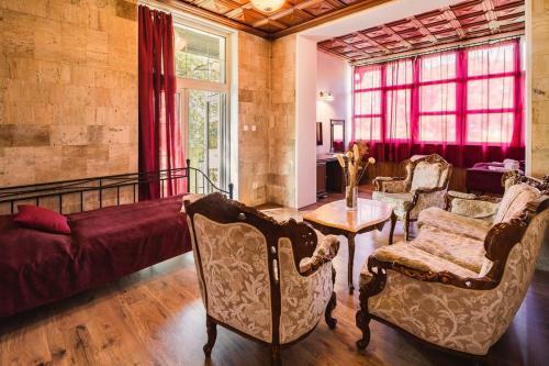Hostal Penzion Benatky