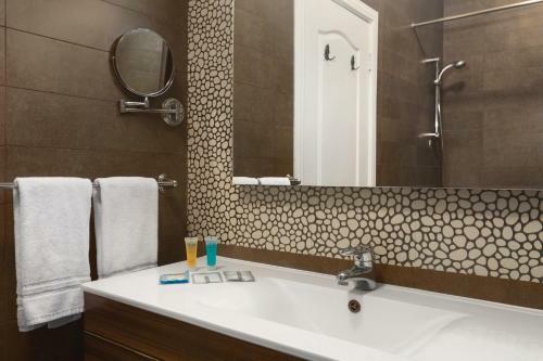 Days Inn Hotel & Suites, Aqaba