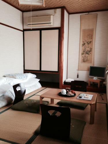 Chitoseya Ryokan