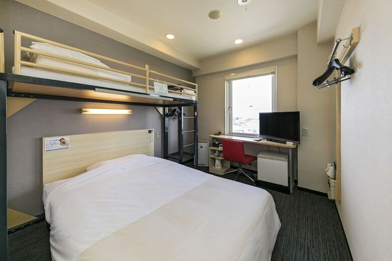 Super Hotel Takaoka Ekinan