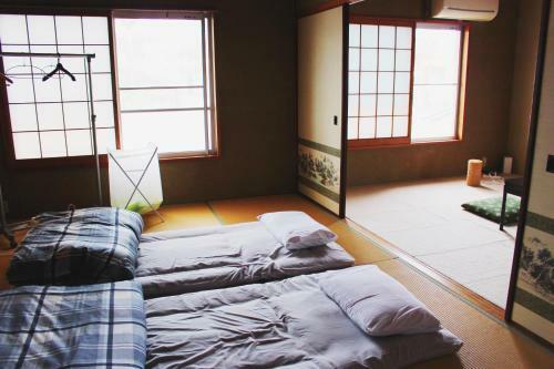 Hostal Guesthouse Ogawaya