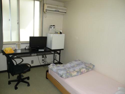 Business Hotel Minshuku Minato
