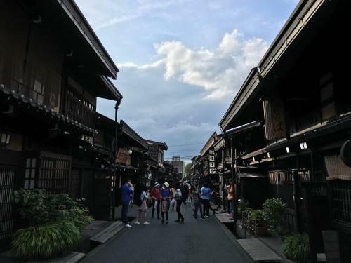 Apartamentos Establishment Takayama Station