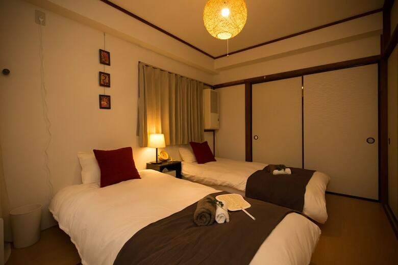 Apartamentos Misen Building