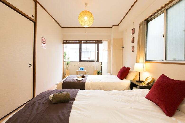 Apartamentos Misen Building
