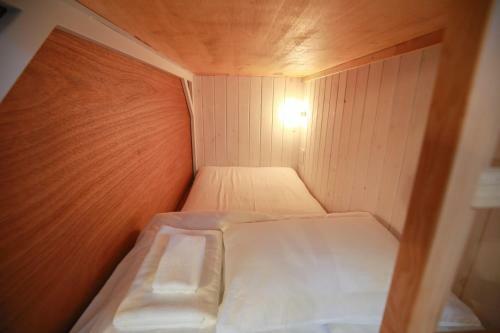 Albergue Tinys Yokohama Hinodecho