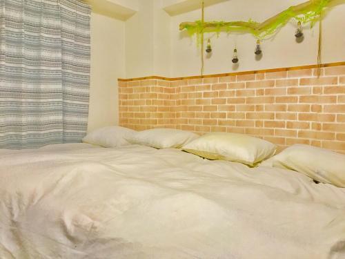 Local Hakozaki Apartment 23