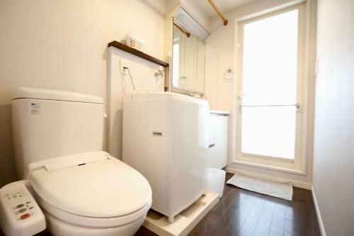 Yakuin Apartment 911