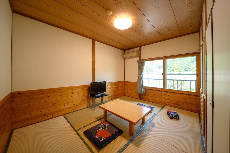 Minshuku Tsutaya