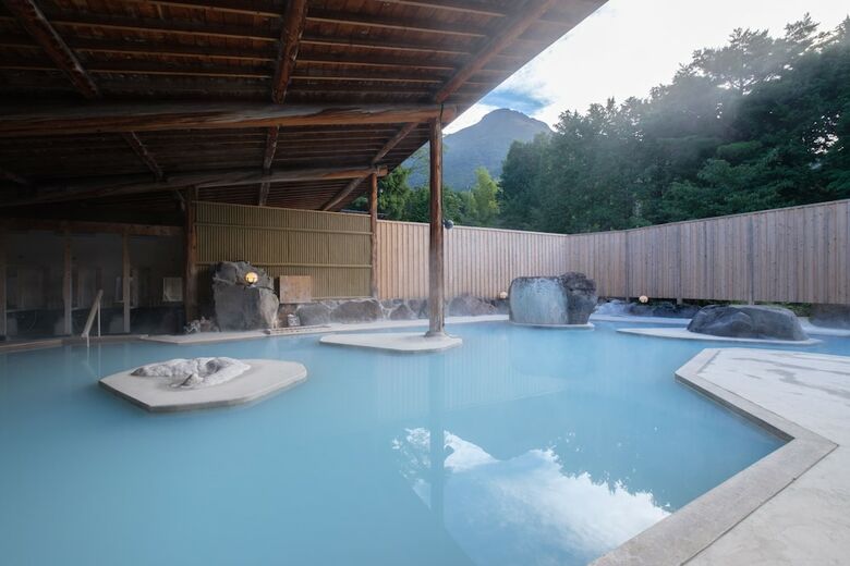 Yufuin Onsen Tsukanoma